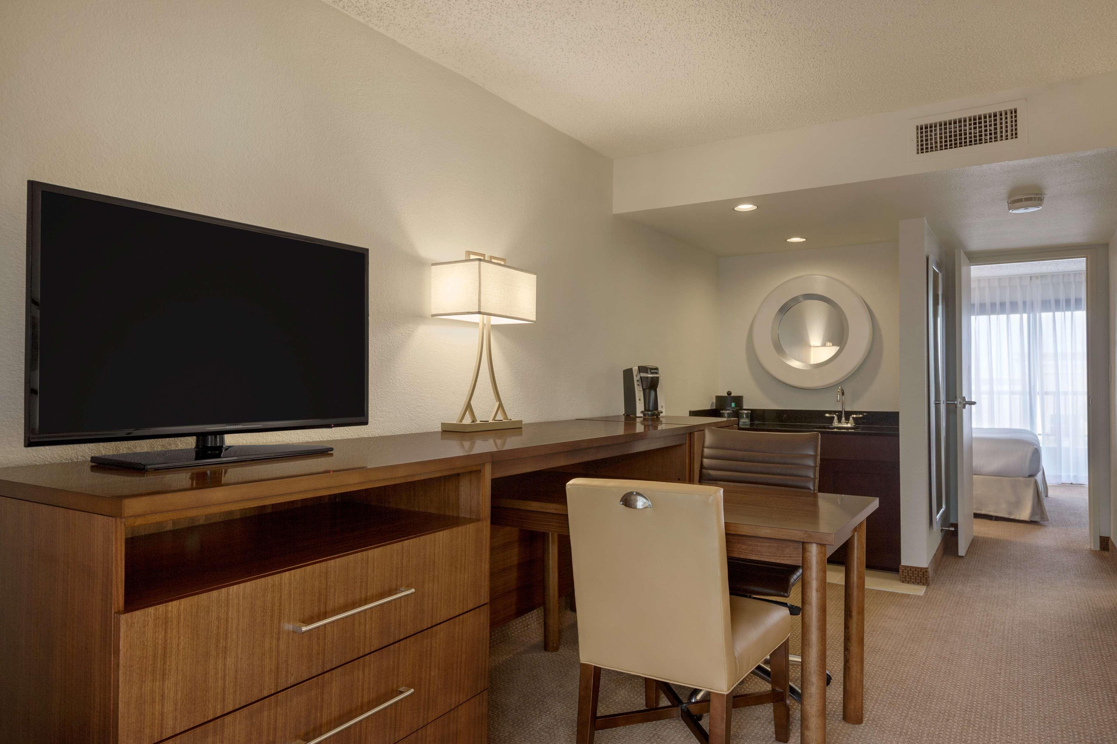 Embassy Suites Baton Rouge Exteriér fotografie