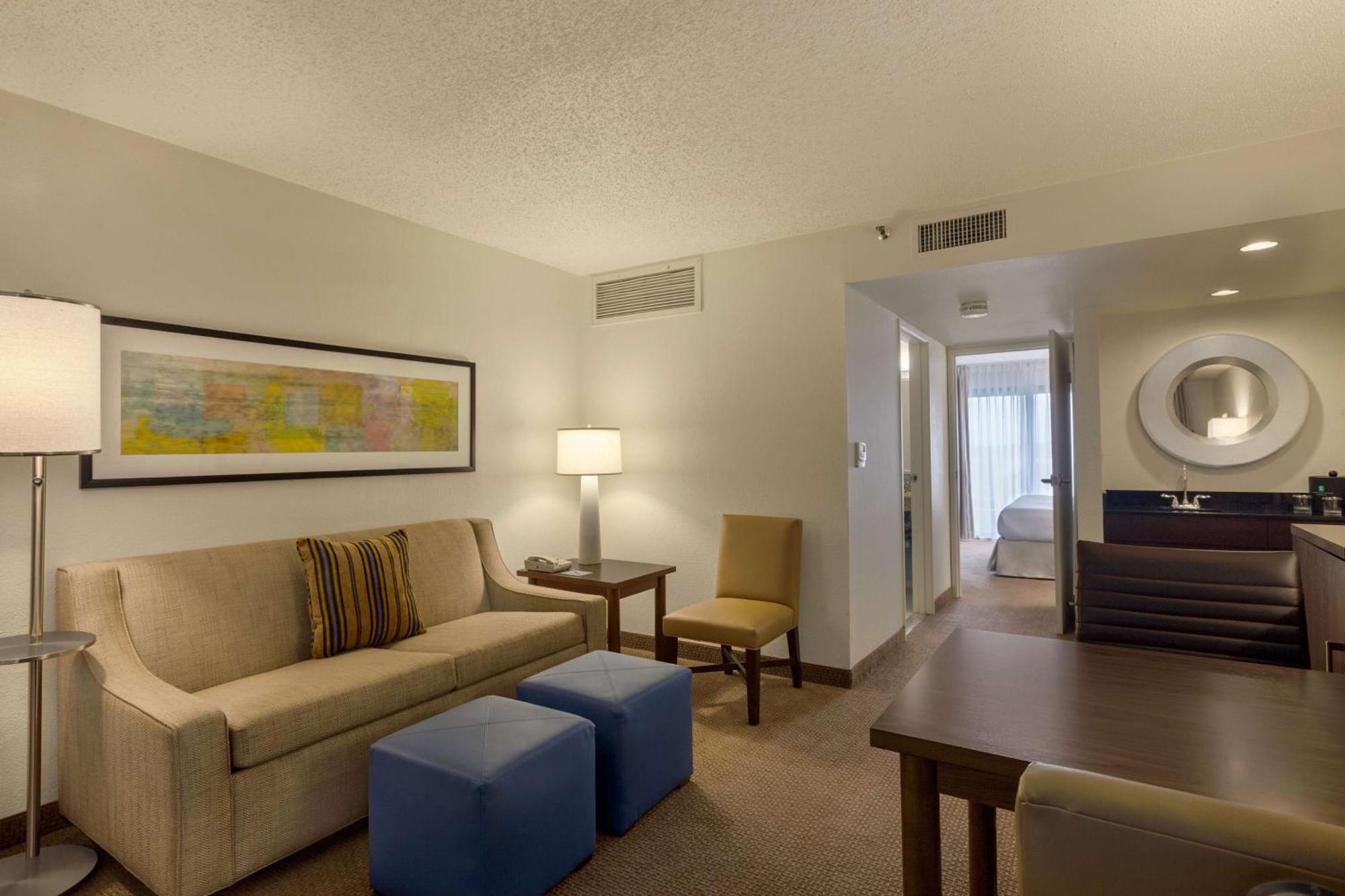 Embassy Suites Baton Rouge Exteriér fotografie