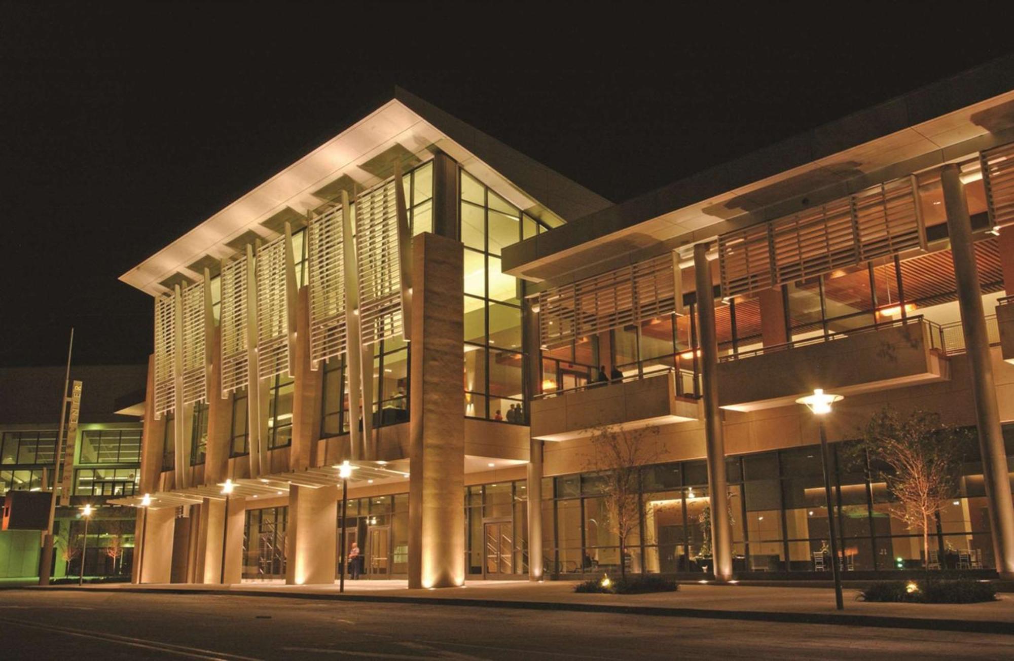 Embassy Suites Baton Rouge Exteriér fotografie