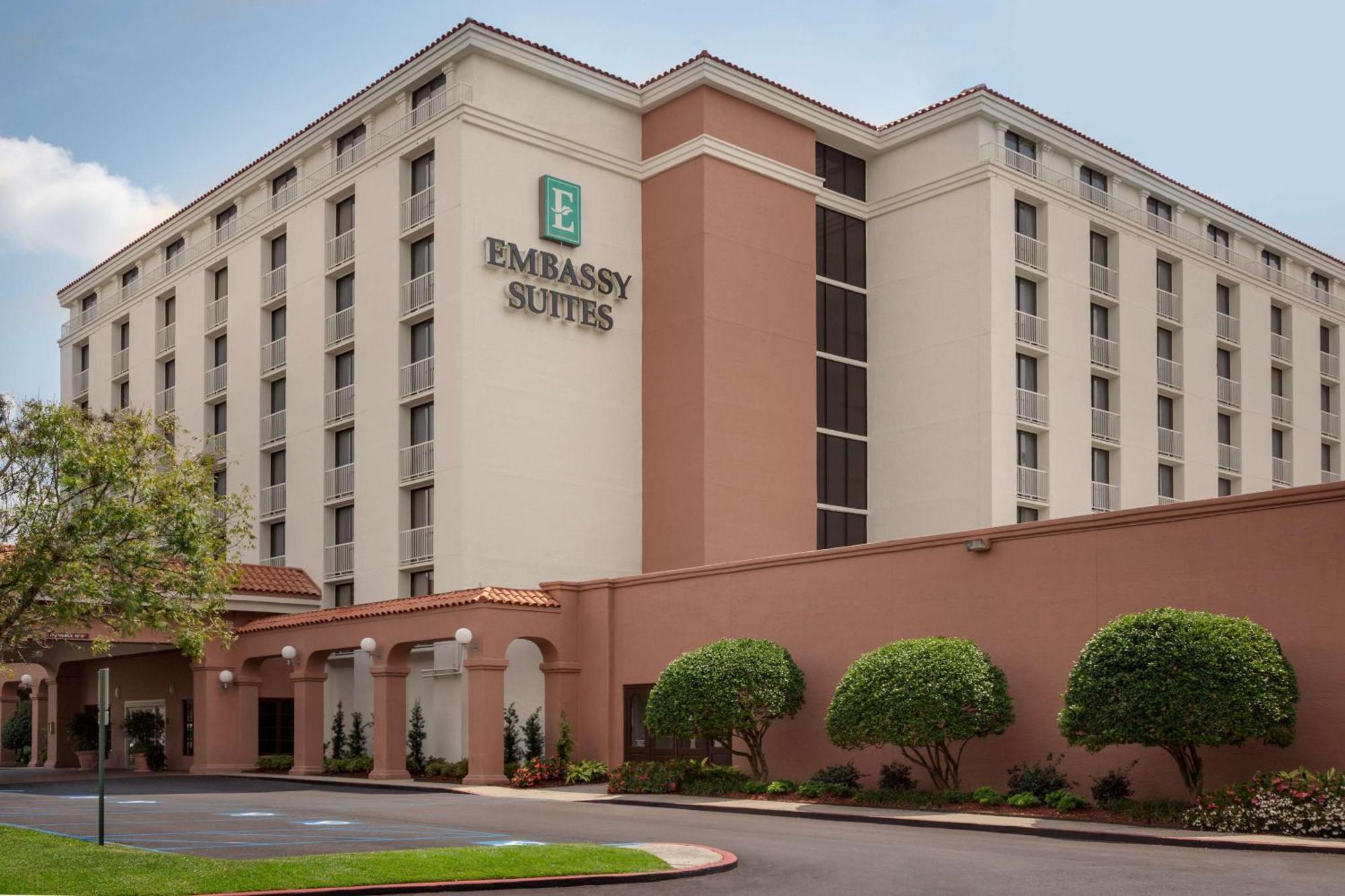 Embassy Suites Baton Rouge Exteriér fotografie